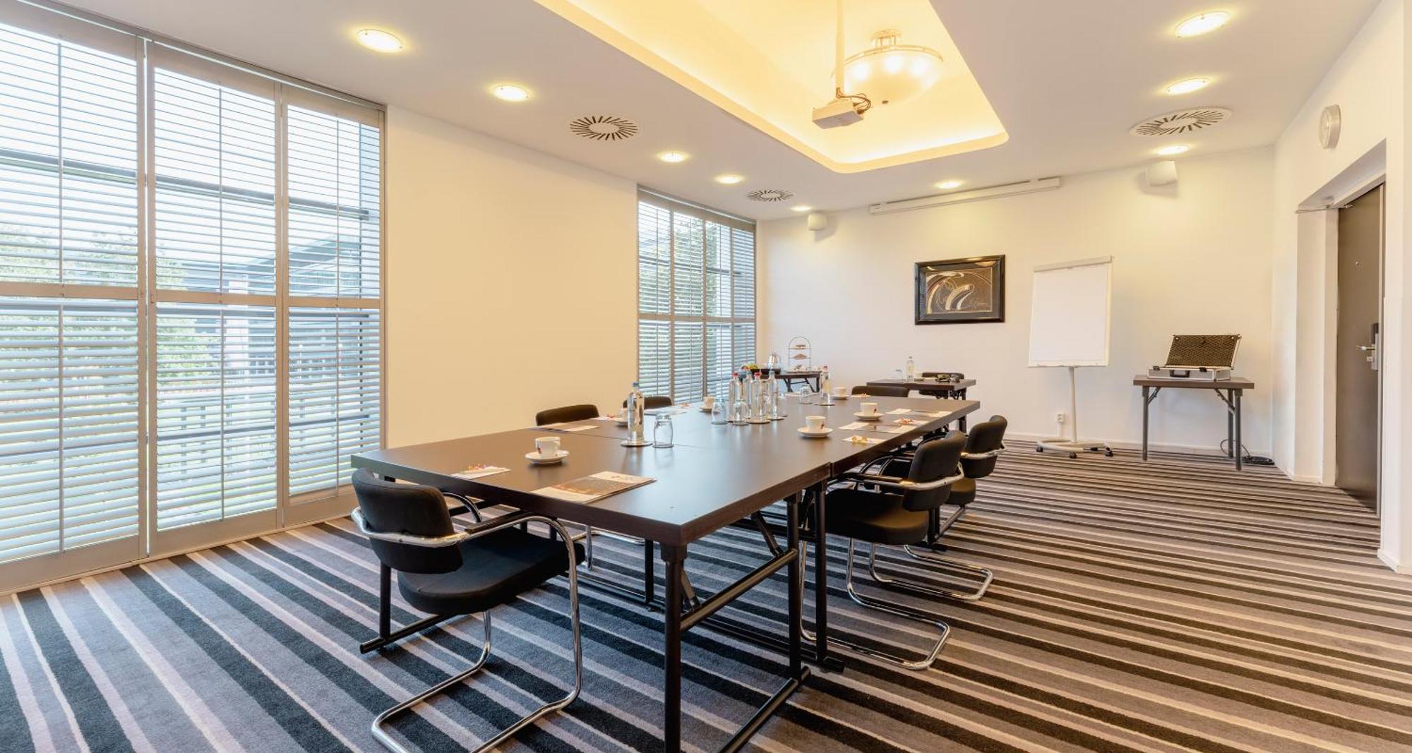 מלון רייסווייק Plaza Premium Grand Winston מראה חיצוני תמונה