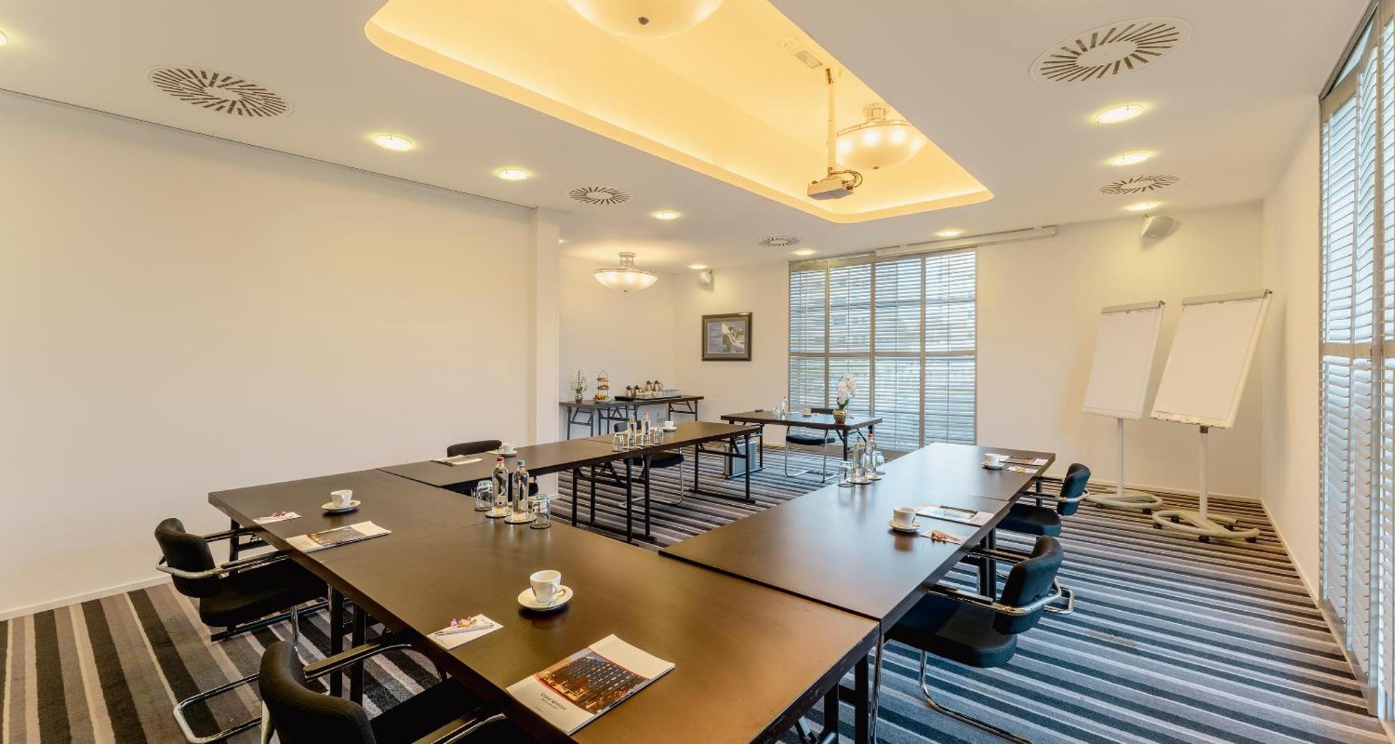מלון רייסווייק Plaza Premium Grand Winston מראה חיצוני תמונה