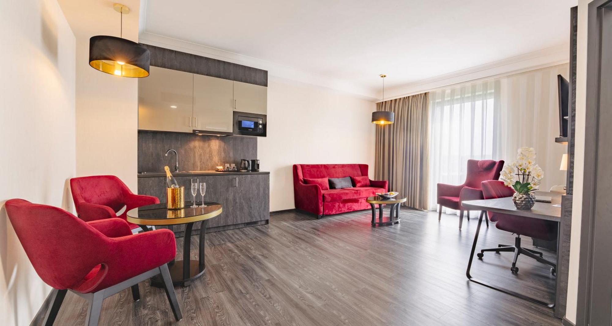 מלון רייסווייק Plaza Premium Grand Winston מראה חיצוני תמונה